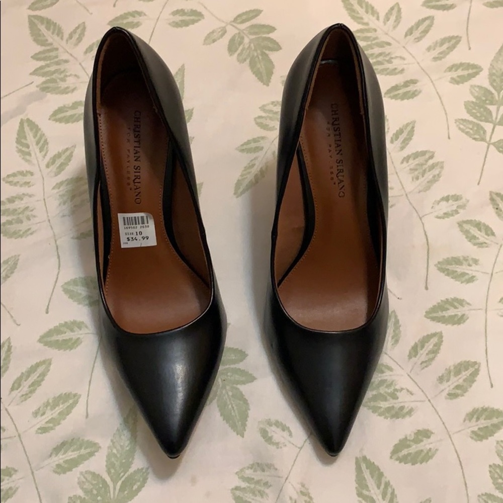 Pointy black heels